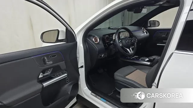 Mercedes-Benz EQA H243 2023 Белый из Кореи, фото 2