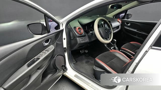 Renault Korea (Samsung) Clio 2018 Белый из Кореи, фото 2