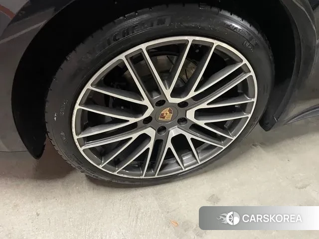 Porsche Panamera (972) 2024 Черный из Кореи, фото 2