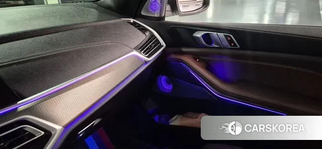 BMW X5 (G05) 2023 Белый из Кореи, фото 2