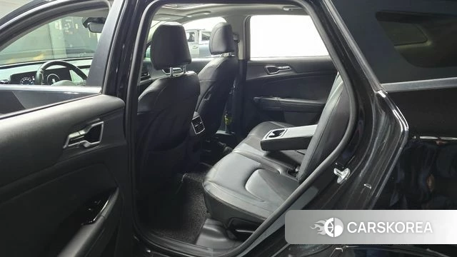 Kia Sportage 5th Generation 2021 Черный из Кореи, фото 2