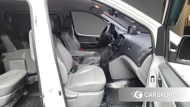 Hyundai The New Grand Starex 2019 Белый из Кореи, фото 2