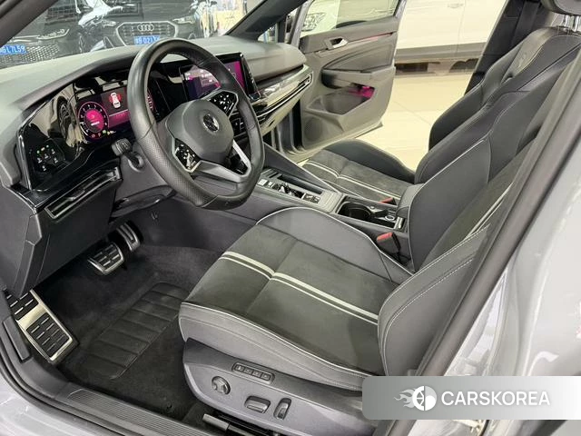 Volkswagen Golf 2022 Темно-серый из Китая, фото 2