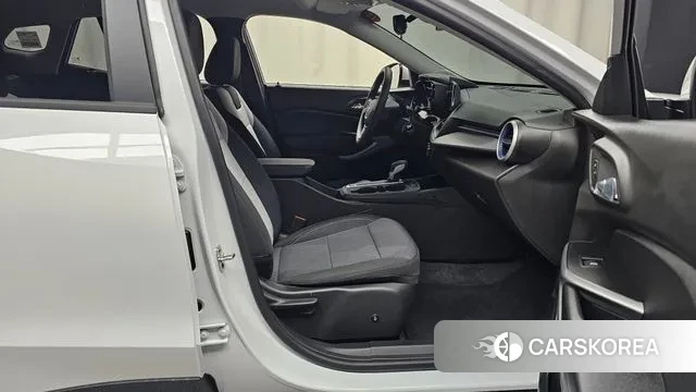 Chevrolet (GM Daewoo) Trax Crossover 2025 Белый из Кореи, фото 2