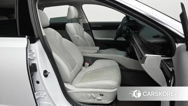 Hyundai Grandeur (GN7) 2024 Белый из Кореи, фото 2