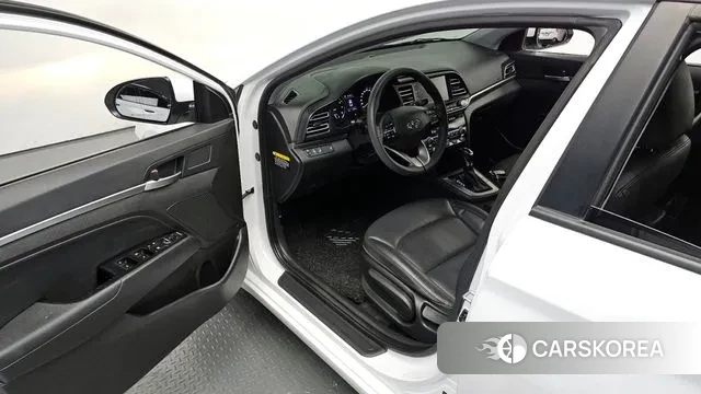 Hyundai The New Avante AD 2019 Белый из Кореи, фото 2