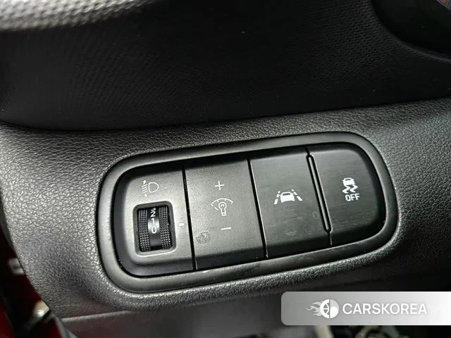 Hyundai Venue 2020 Красный из Кореи, фото 2