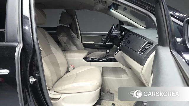 Kia The New Carnival 2020 Черный из Кореи, фото 2