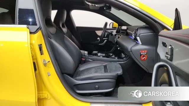 Mercedes-Benz CLA-Class C118 2022 Желтый из Кореи, фото 2