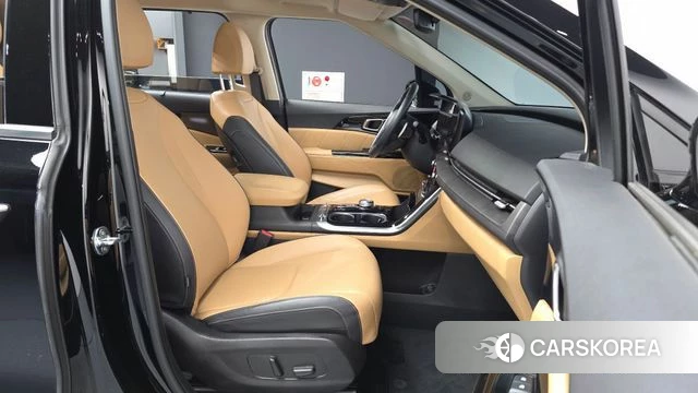 Kia Carnival 4th generation 2021 Черный из Кореи, фото 2