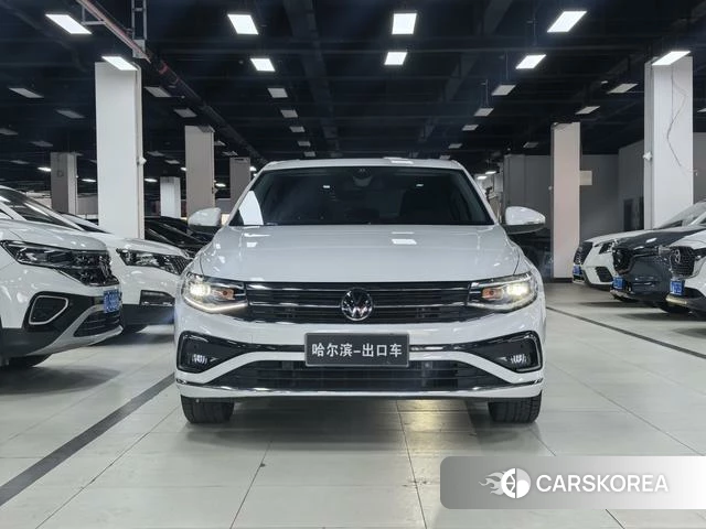 Volkswagen Bora 2022 Белый из Китая, фото 2
