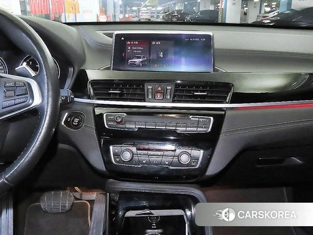 BMW X1 (F48) 2022 Серый из Кореи, фото 2