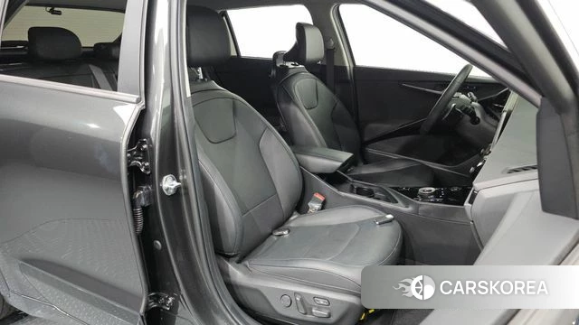 Kia Di Ol Nu Niro 2023 Серый из Кореи, фото 2