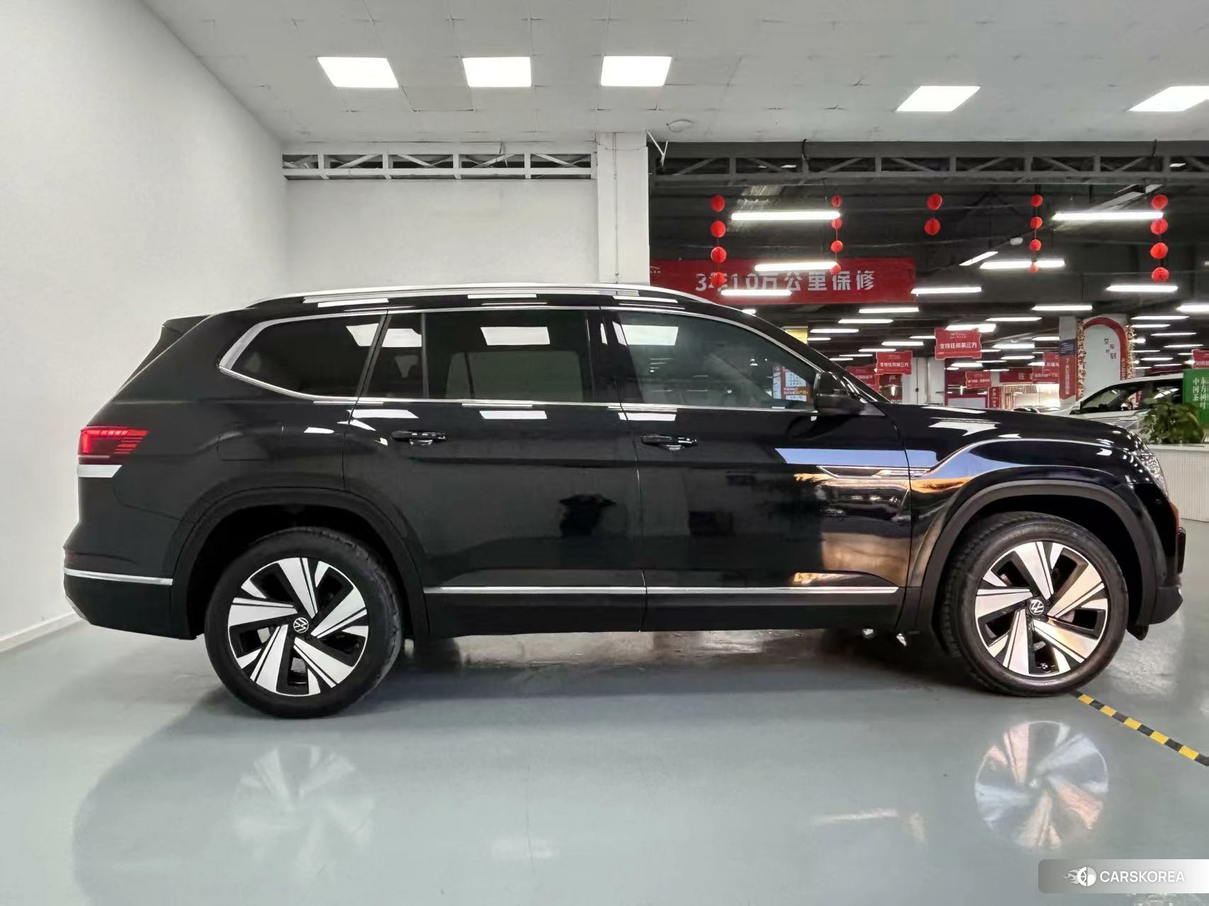 Volkswagen Tourang 2021 Черный из Китая, фото 2