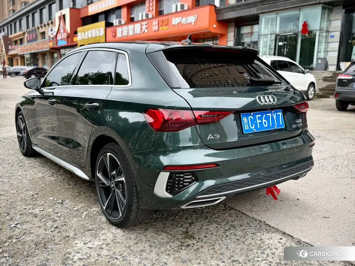 Audi A3 2023 Зеленый из Китая, фото 2