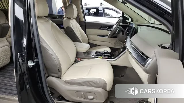 Kia Carnival 4th generation 2022 Черный из Кореи, фото 2