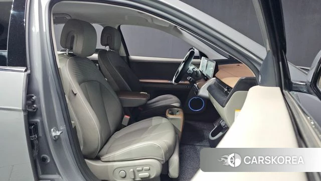 Hyundai Ionic 5 2022 Серебристо-серый из Кореи, фото 2