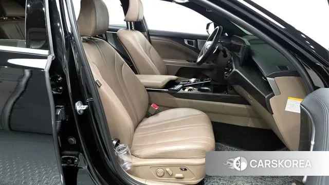 Kia K8 Hybrid 2022 Черный из Кореи, фото 2