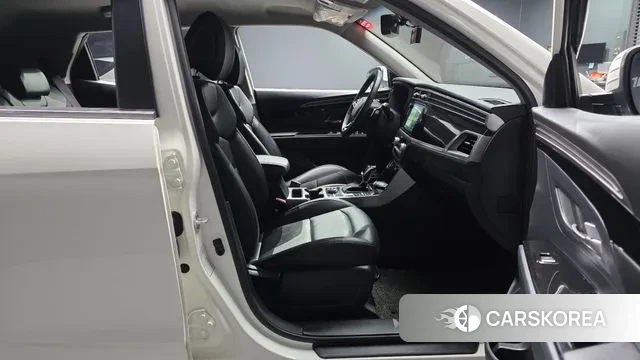 Ssangyong Beautiful Korando 2021 Белый из Кореи, фото 2