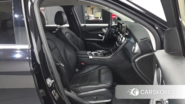 Mercedes-Benz GLC-Class X253 2019 Черный из Кореи, фото 2