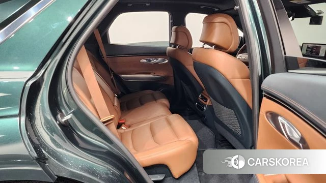 Genesis GV70 2021 Зеленый из Кореи, фото 2