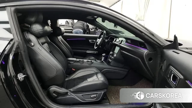 Ford Mustang 2018 Черный из Кореи, фото 2