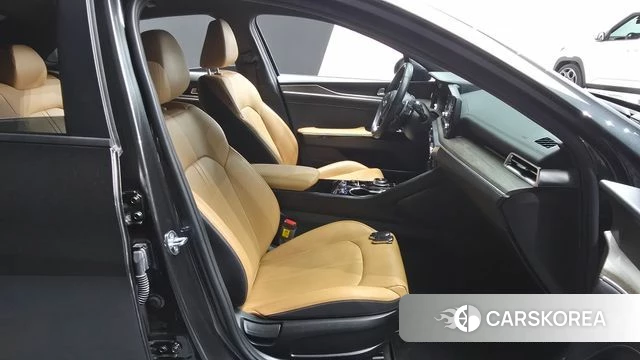 Kia K5 3rd generation 2021 Серый из Кореи, фото 2