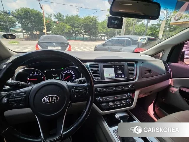 Kia The New Carnival 2018 Белый из Кореи, фото 2
