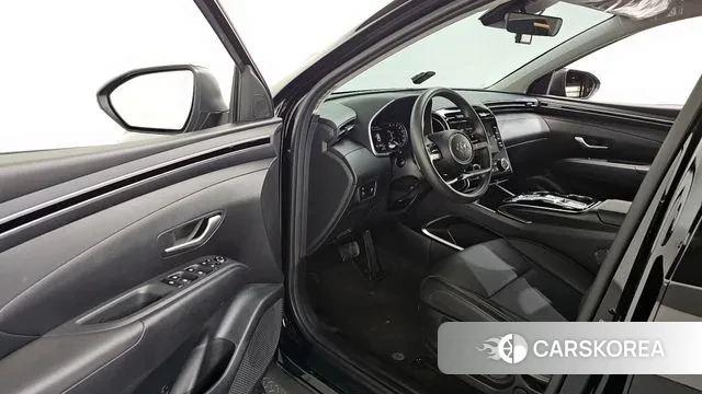 Hyundai Tucson (NX4) 2023 Черный из Кореи, фото 2