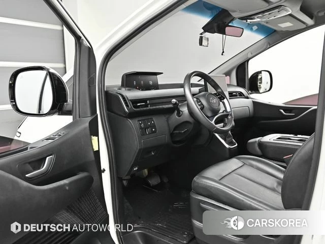 Hyundai Staria 2021 Белый из Кореи, фото 2