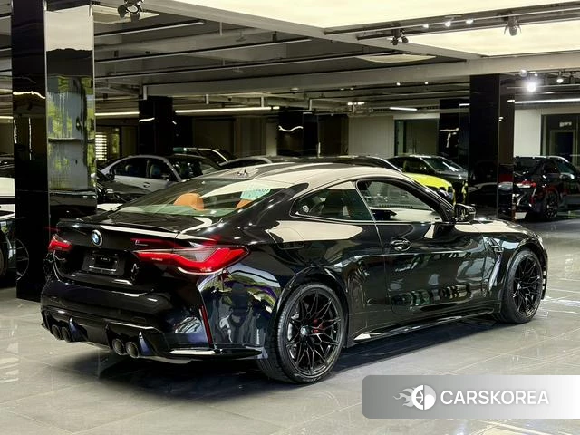 BMW M4 2024 Черный из Китая, фото 2