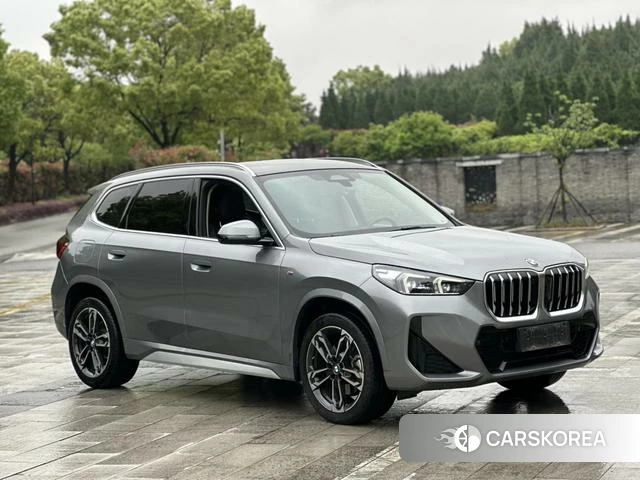 BMW X1 2024 Темно-серый из Китая, фото 2