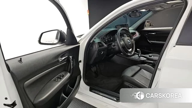 BMW 1 Series (F20) 2018 Белый из Кореи, фото 2