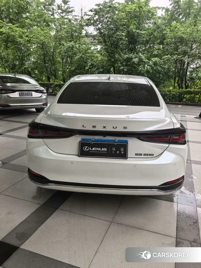Lexus ES 2025 Белый из Китая, фото 2
