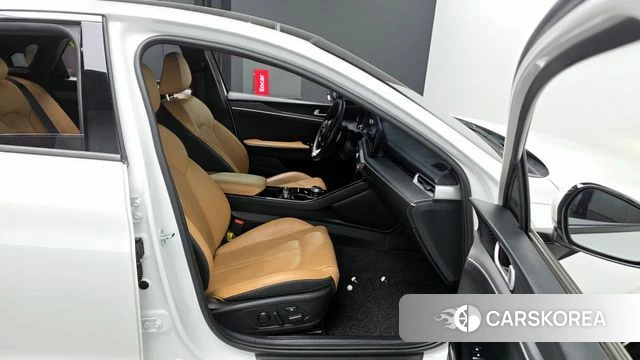 Kia K5 3rd generation 2021 Белый из Кореи, фото 2