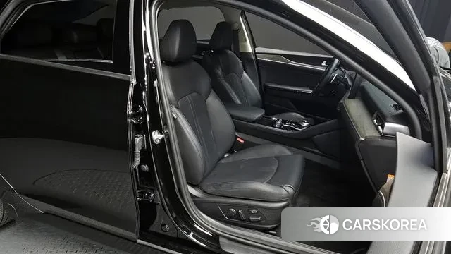 Kia K5 Hybrid 3rd Generation 2023 Черный из Кореи, фото 2