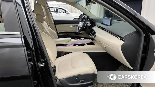 Genesis GV70 2021 Черный из Кореи, фото 2