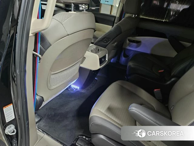 Kia Carnival 4th generation 2023 Черный из Кореи, фото 2