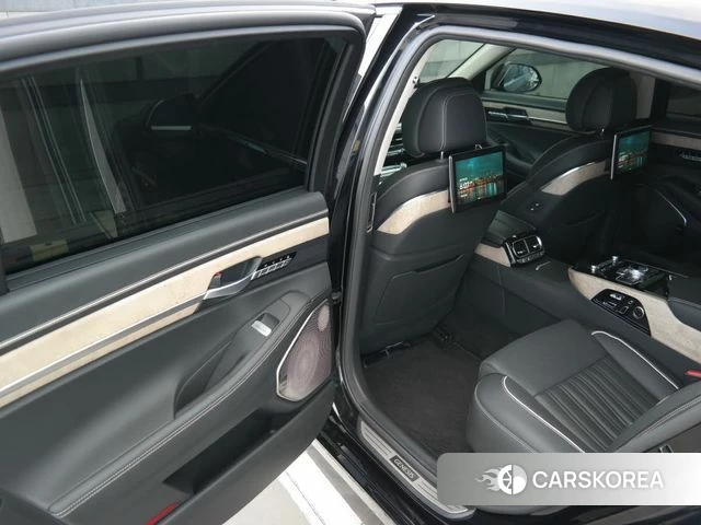 Genesis G90 2021 Черный из Кореи, фото 2
