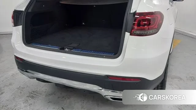 Mercedes-Benz GLC-Class X253 2022 Белый из Кореи, фото 2