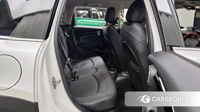 Mini Cooper 2024 Белый из Кореи, фото 2