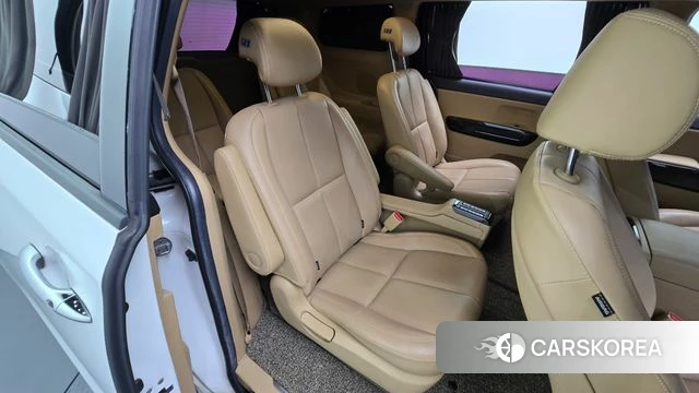 Kia The New Carnival 2020 Белый из Кореи, фото 2