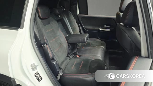 Mercedes-Benz GLB-Class X247 2023 Белый из Кореи, фото 2