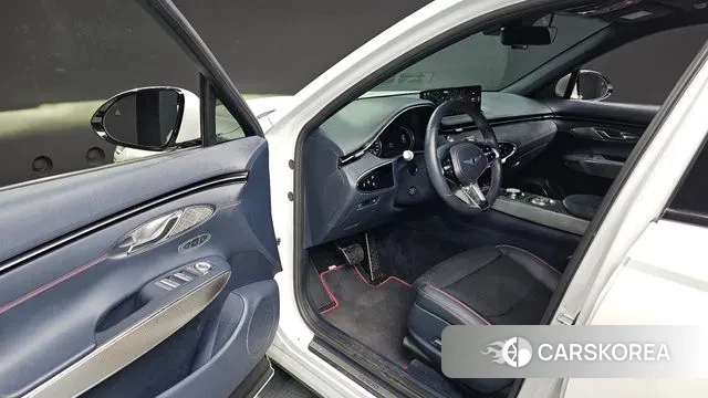 Genesis GV70 2021 Белый из Кореи, фото 2