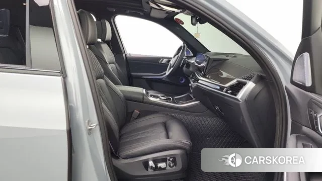 BMW X5 (G05) 2025 Цвет галактики из Кореи, фото 2