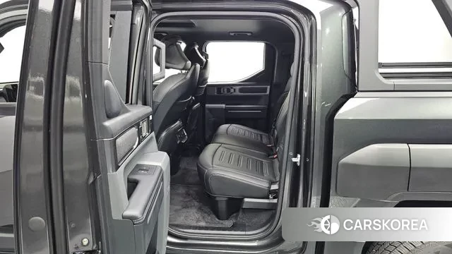 Kia Tasman 2025 Серый из Кореи, фото 2