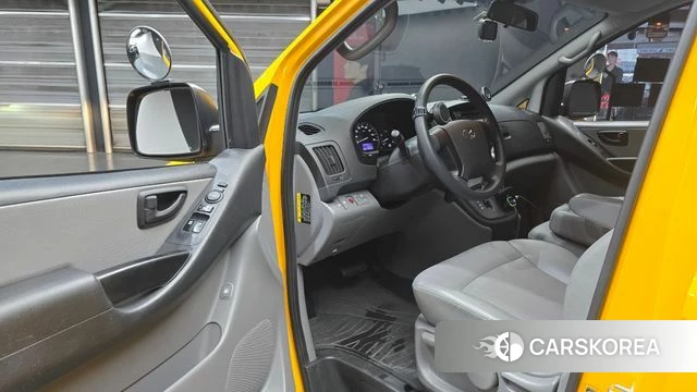 Hyundai The New Grand Starex 2019 Желтый из Кореи, фото 2