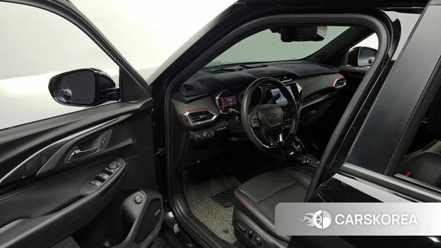 Chevrolet (GM Daewoo) Trailblazer 2022 Черный из Кореи, фото 2
