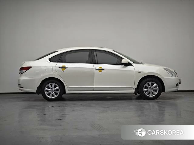 Nissan Xuan Yi 2018 Белый из Китая, фото 2
