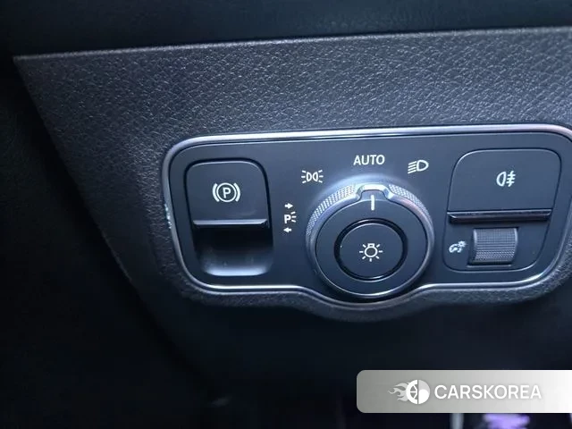 Mercedes-Benz GLB-Class X247 2021 Белый из Кореи, фото 2